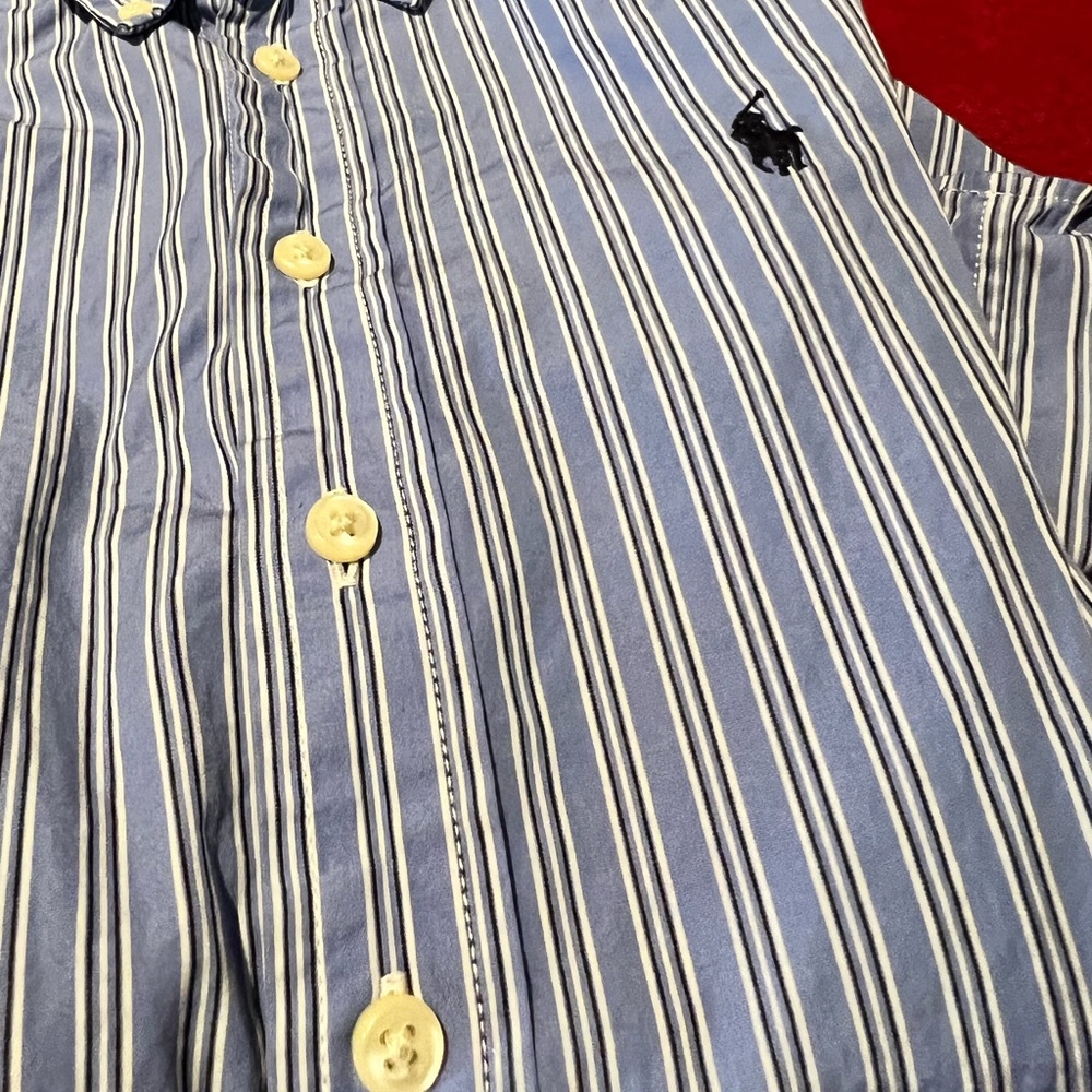 Boy stripe shirt in light blue in size 8-small.Great addition to your wardrobe.